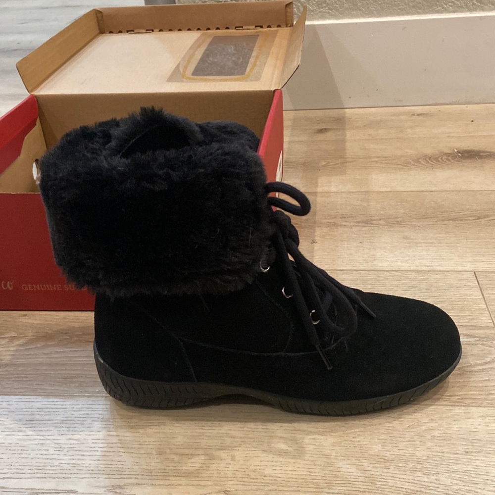 Black bootie boots